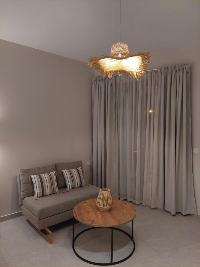Phoenix Apartments Parga Esterno foto