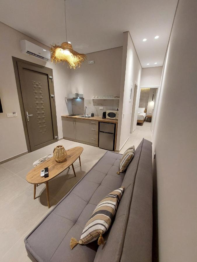 Phoenix Apartments Parga Esterno foto